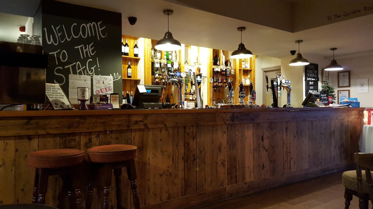 The Stag Hotel Northwood  Eksteriør billede