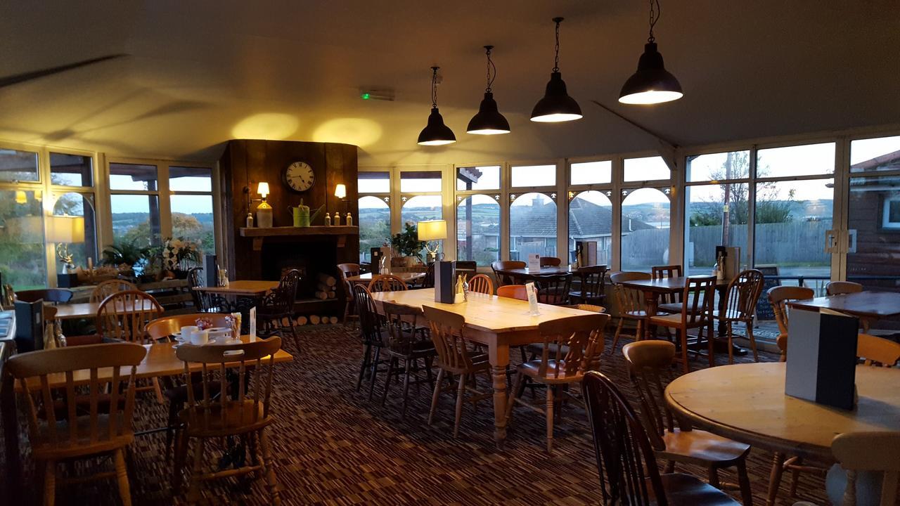 The Stag Hotel Northwood  Eksteriør billede