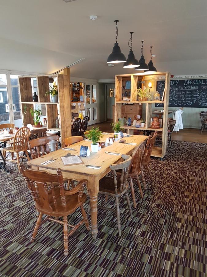 The Stag Hotel Northwood  Eksteriør billede